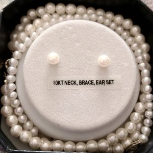 Pearl necklace and earrings
